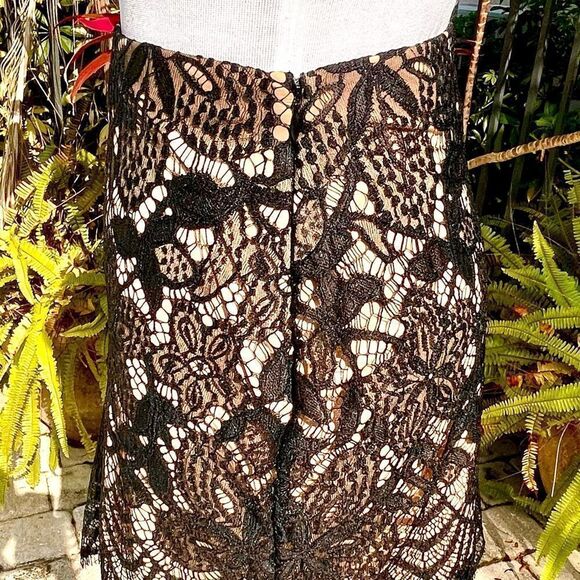 Express Eyelash Lace Overlay Skirt & Tank Set - Picture 11 of 15